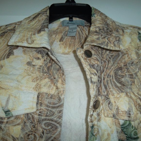 Analogy Floral Stretch Denim Paisley Textured  Jean Jacket - Picture 2 of 9
